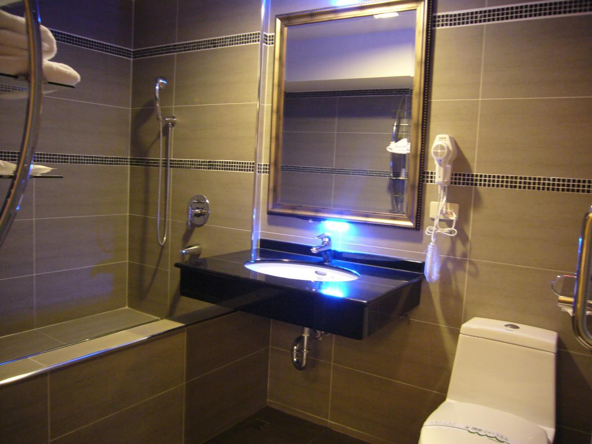גאושיונג Windmill Fashion Hotel מראה חיצוני תמונה